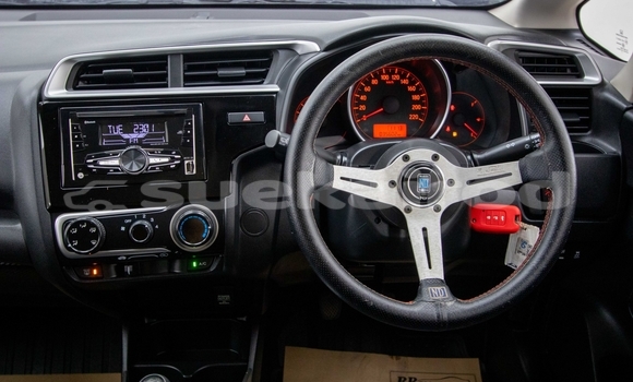 Buy Used Honda Jazz White Car in Samut Sakhon in Samut Sakhon Buy Used Honda Jazz White Car in Samut Sakhon in Samut Sakhon