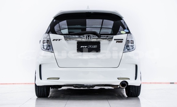Buy Used Honda Jazz White Car in Bangkok in Bangkok Buy Used Honda Jazz White Car in Bangkok in Bangkok
