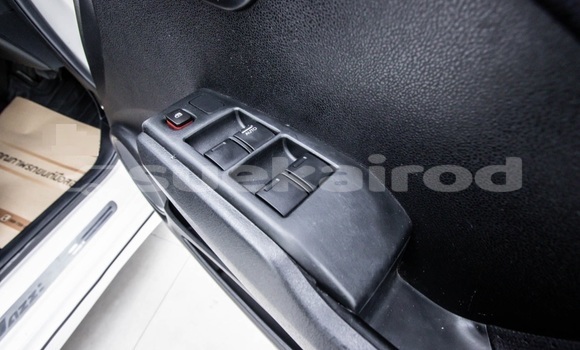 Buy Used Honda Jazz White Car in Bangkok in Bangkok Buy Used Honda Jazz White Car in Bangkok in Bangkok