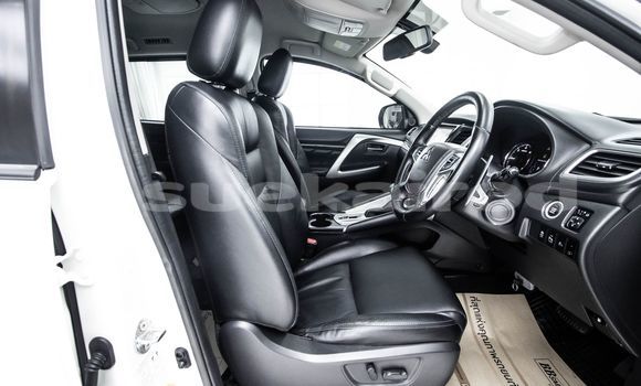 Buy Used Mitsubishi Pajero White Car in Bangkok in Bangkok Buy Used Mitsubishi Pajero White Car in Bangkok in Bangkok