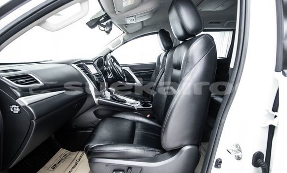 Buy Used Mitsubishi Pajero White Car in Bangkok in Bangkok Buy Used Mitsubishi Pajero White Car in Bangkok in Bangkok