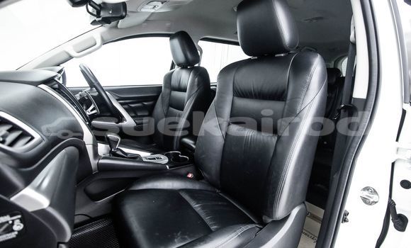 Buy Used Mitsubishi Pajero White Car in Bangkok in Bangkok Buy Used Mitsubishi Pajero White Car in Bangkok in Bangkok