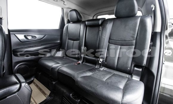 Buy Used Nissan X-Trail Green Car in Bangkok in Bangkok Buy Used Nissan X-Trail Green Car in Bangkok in Bangkok