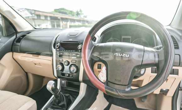 ซื้อ รถมือสอง Isuzu D-Max เงิน รถยนต์ ใน %{เมือง} ใน สระบุรี ซื้อ รถมือสอง Isuzu D-Max เงิน รถยนต์ ใน %{เมือง} ใน สระบุรี