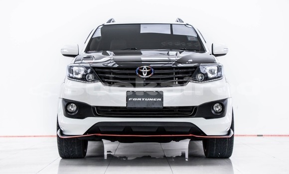 Buy Used Toyota Fortuner White Car in Bangkok in Bangkok Buy Used Toyota Fortuner White Car in Bangkok in Bangkok