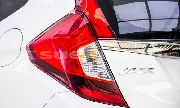 Buy Used Honda Jazz White Car in Bangkok in Bangkok Buy Used Honda Jazz White Car in Bangkok in Bangkok