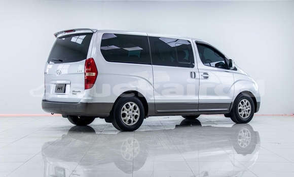 Buy Used Hyundai H1 Silver Car in Samut Sakhon in Samut Sakhon Buy Used Hyundai H1 Silver Car in Samut Sakhon in Samut Sakhon