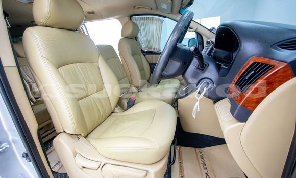 Buy Used Hyundai H1 Silver Car in Samut Sakhon in Samut Sakhon Buy Used Hyundai H1 Silver Car in Samut Sakhon in Samut Sakhon