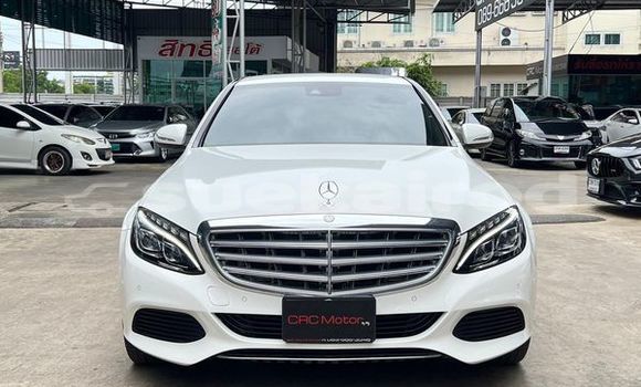 ซื้อ รถมือสอง Mercedes-Benz C-Classe ขาว รถยนต์ ใน %{เมือง} ใน กรุงเทพมหานคร ซื้อ รถมือสอง Mercedes-Benz C-Classe ขาว รถยนต์ ใน %{เมือง} ใน กรุงเทพมหานคร