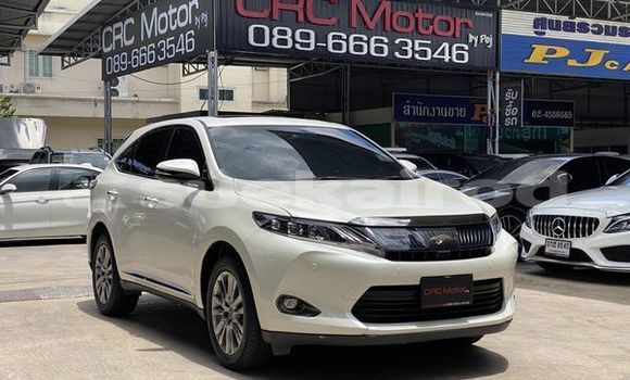 ซื้อ รถมือสอง Toyota Harrier ขาว รถยนต์ ใน %{เมือง} ใน กรุงเทพมหานคร ซื้อ รถมือสอง Toyota Harrier ขาว รถยนต์ ใน %{เมือง} ใน กรุงเทพมหานคร