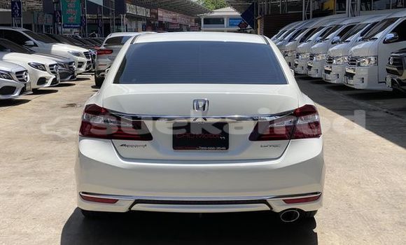 ซื้อ รถมือสอง Honda Accord ขาว รถยนต์ ใน %{เมือง} ใน กรุงเทพมหานคร ซื้อ รถมือสอง Honda Accord ขาว รถยนต์ ใน %{เมือง} ใน กรุงเทพมหานคร