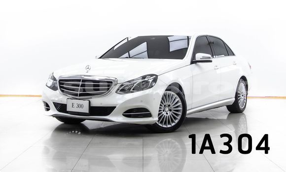 Buy Used Mercedes-Benz E-Classe White Car in Bangkok in Bangkok Buy Used Mercedes-Benz E-Classe White Car in Bangkok in Bangkok