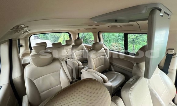 Buy Used Hyundai H1 Black Car in Bangkok in Bangkok Buy Used Hyundai H1 Black Car in Bangkok in Bangkok