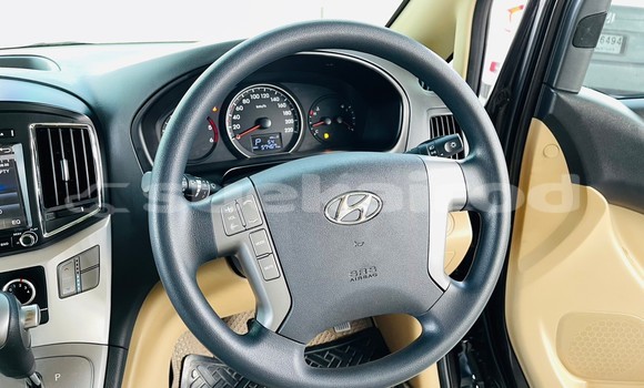 Buy Used Hyundai H1 Brown Car in Bangkok in Bangkok Buy Used Hyundai H1 Brown Car in Bangkok in Bangkok