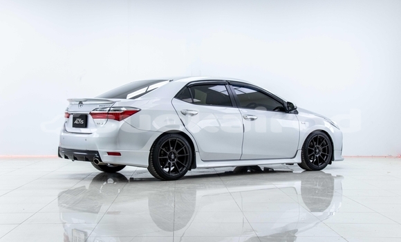 Buy Used Toyota Altis White Car in Samut Sakhon in Samut Sakhon Buy Used Toyota Altis White Car in Samut Sakhon in Samut Sakhon