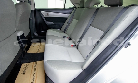 Buy Used Toyota Altis White Car in Samut Sakhon in Samut Sakhon Buy Used Toyota Altis White Car in Samut Sakhon in Samut Sakhon