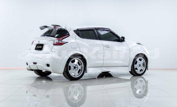 ซื้อ รถมือสอง Nissan Juke ขาว รถยนต์ ใน %{เมือง} ใน สมุทรสาคร ซื้อ รถมือสอง Nissan Juke ขาว รถยนต์ ใน %{เมือง} ใน สมุทรสาคร