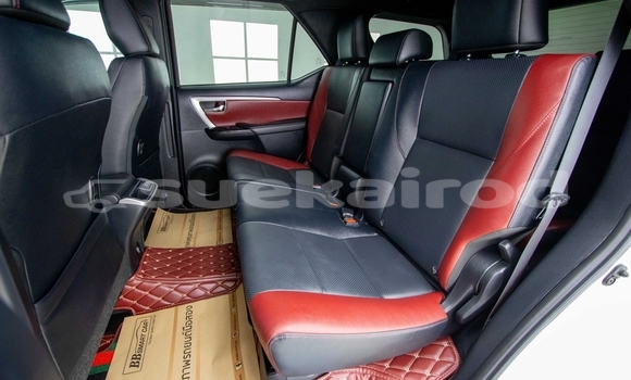 ซื้อ รถมือสอง Toyota Fortuner ขาว รถยนต์ ใน %{เมือง} ใน สมุทรสาคร ซื้อ รถมือสอง Toyota Fortuner ขาว รถยนต์ ใน %{เมือง} ใน สมุทรสาคร