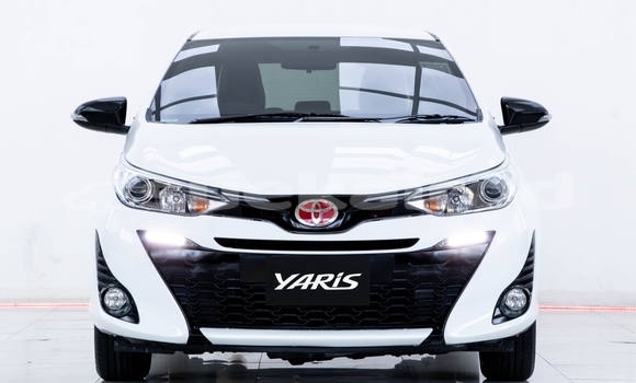 ซื้อ รถมือสอง Toyota Yaris ขาว รถยนต์ ใน %{เมือง} ใน นนทบุรี ซื้อ รถมือสอง Toyota Yaris ขาว รถยนต์ ใน %{เมือง} ใน นนทบุรี