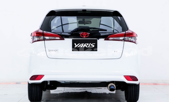 ซื้อ รถมือสอง Toyota Yaris ขาว รถยนต์ ใน %{เมือง} ใน นนทบุรี ซื้อ รถมือสอง Toyota Yaris ขาว รถยนต์ ใน %{เมือง} ใน นนทบุรี