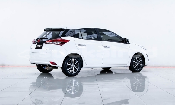 ซื้อ รถมือสอง Toyota Yaris ขาว รถยนต์ ใน %{เมือง} ใน นนทบุรี ซื้อ รถมือสอง Toyota Yaris ขาว รถยนต์ ใน %{เมือง} ใน นนทบุรี