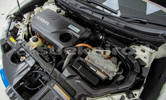 Buy Used Nissan X-Trail White Car in Samut Sakhon in Samut Sakhon Buy Used Nissan X-Trail White Car in Samut Sakhon in Samut Sakhon