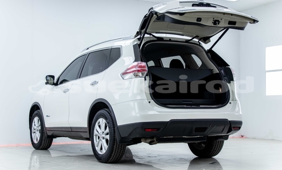 Buy Used Nissan X-Trail White Car in Samut Sakhon in Samut Sakhon Buy Used Nissan X-Trail White Car in Samut Sakhon in Samut Sakhon