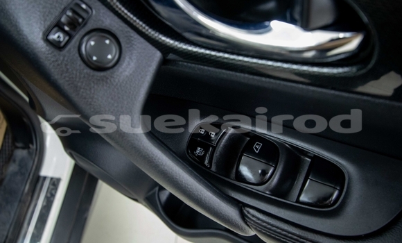 Buy Used Nissan X-Trail White Car in Samut Sakhon in Samut Sakhon Buy Used Nissan X-Trail White Car in Samut Sakhon in Samut Sakhon