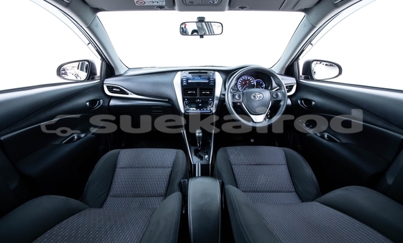 ซื้อ รถมือสอง Toyota Yaris สีดำ รถยนต์ ใน %{เมือง} ใน นนทบุรี ซื้อ รถมือสอง Toyota Yaris สีดำ รถยนต์ ใน %{เมือง} ใน นนทบุรี