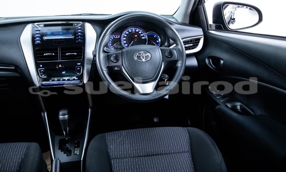 ซื้อ รถมือสอง Toyota Yaris สีดำ รถยนต์ ใน %{เมือง} ใน นนทบุรี ซื้อ รถมือสอง Toyota Yaris สีดำ รถยนต์ ใน %{เมือง} ใน นนทบุรี