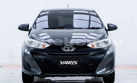 ซื้อ รถมือสอง Toyota Yaris สีดำ รถยนต์ ใน %{เมือง} ใน นนทบุรี ซื้อ รถมือสอง Toyota Yaris สีดำ รถยนต์ ใน %{เมือง} ใน นนทบุรี