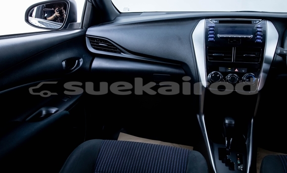 ซื้อ รถมือสอง Toyota Yaris สีดำ รถยนต์ ใน %{เมือง} ใน นนทบุรี ซื้อ รถมือสอง Toyota Yaris สีดำ รถยนต์ ใน %{เมือง} ใน นนทบุรี