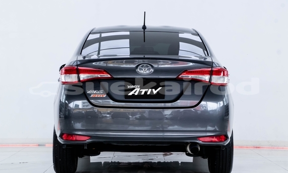 Buy Used Toyota Yaris Black Car in Nonthaburi in Nonthaburi Buy Used Toyota Yaris Black Car in Nonthaburi in Nonthaburi