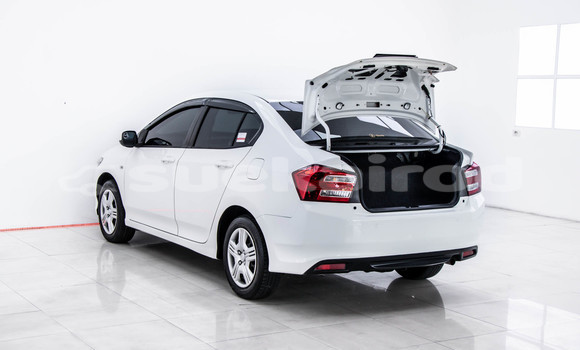 Buy Used Honda City White Car in Bangkok in Bangkok Buy Used Honda City White Car in Bangkok in Bangkok