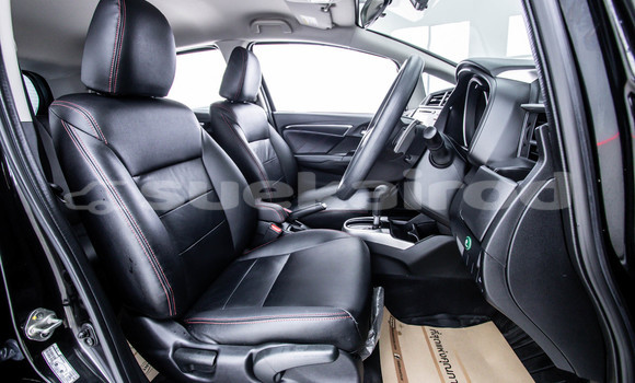 ซื้อ รถมือสอง Honda Jazz สีดำ รถยนต์ ใน %{เมือง} ใน กรุงเทพมหานคร ซื้อ รถมือสอง Honda Jazz สีดำ รถยนต์ ใน %{เมือง} ใน กรุงเทพมหานคร