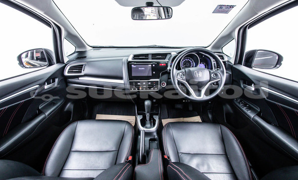 ซื้อ รถมือสอง Honda Jazz สีดำ รถยนต์ ใน %{เมือง} ใน กรุงเทพมหานคร ซื้อ รถมือสอง Honda Jazz สีดำ รถยนต์ ใน %{เมือง} ใน กรุงเทพมหานคร