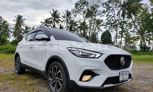 Buy Used MG ZS White Car in Bangkok in Bangkok