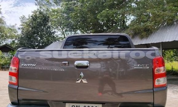 ซื้อ รถมือสอง Mitsubishi Triton เงิน รถยนต์ ใน %{เมือง} ใน กรุงเทพมหานคร ซื้อ รถมือสอง Mitsubishi Triton เงิน รถยนต์ ใน %{เมือง} ใน กรุงเทพมหานคร