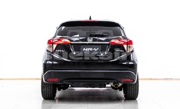 ซื้อ รถมือสอง Honda HR-V สีดำ รถยนต์ ใน %{เมือง} ใน กรุงเทพมหานคร ซื้อ รถมือสอง Honda HR-V สีดำ รถยนต์ ใน %{เมือง} ใน กรุงเทพมหานคร