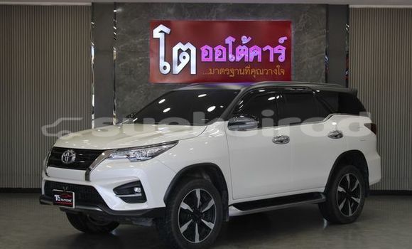 Buy Used Toyota Fortuner White Car in Bangkok in Bangkok Buy Used Toyota Fortuner White Car in Bangkok in Bangkok