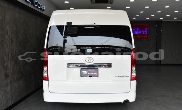 ซื้อ รถมือสอง Toyota Commuter ขาว รถยนต์ ใน %{เมือง} ใน กรุงเทพมหานคร ซื้อ รถมือสอง Toyota Commuter ขาว รถยนต์ ใน %{เมือง} ใน กรุงเทพมหานคร