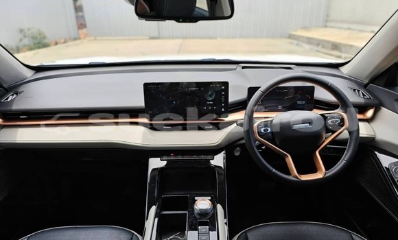Buy Used Haval H6 White Car in Bangkok in Bangkok Buy Used Haval H6 White Car in Bangkok in Bangkok
