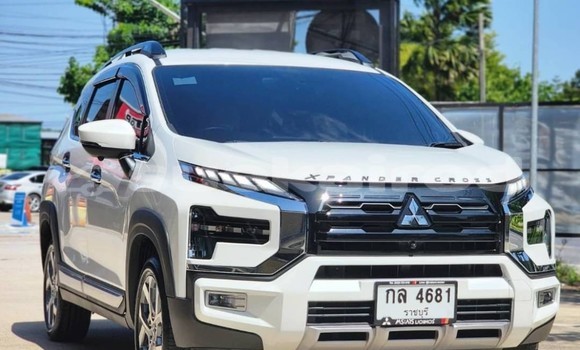 Buy Used Mitsubishi Xpander White Car in Bangkok in Bangkok Buy Used Mitsubishi Xpander White Car in Bangkok in Bangkok