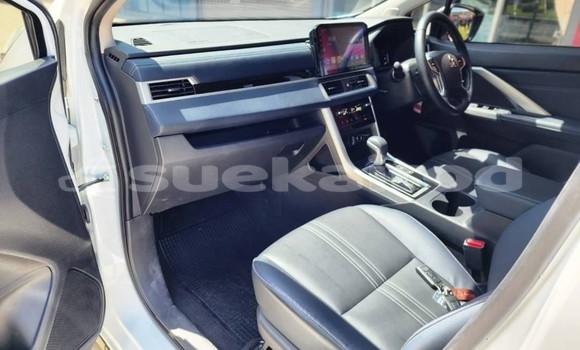 Buy Used Mitsubishi Xpander White Car in Bangkok in Bangkok Buy Used Mitsubishi Xpander White Car in Bangkok in Bangkok