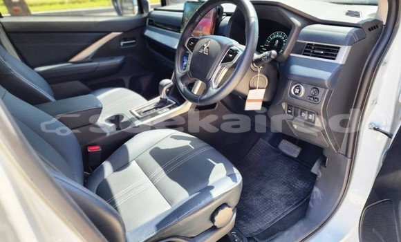 Buy Used Mitsubishi Xpander White Car in Bangkok in Bangkok Buy Used Mitsubishi Xpander White Car in Bangkok in Bangkok