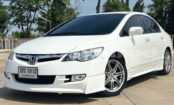 ซื้อ รถมือสอง Honda Civic ขาว รถยนต์ ใน %{เมือง} ใน นนทบุรี