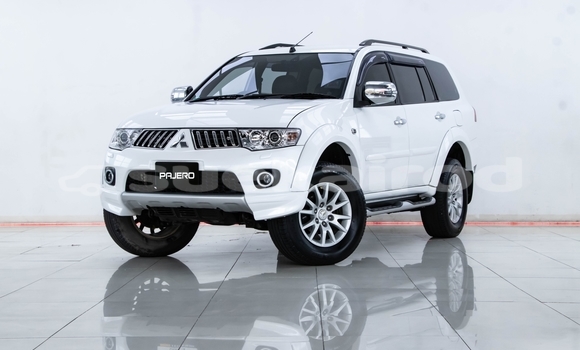 ซื้อ รถมือสอง Mitsubishi Pajero ขาว รถยนต์ ใน %{เมือง} ใน นนทบุรี ซื้อ รถมือสอง Mitsubishi Pajero ขาว รถยนต์ ใน %{เมือง} ใน นนทบุรี