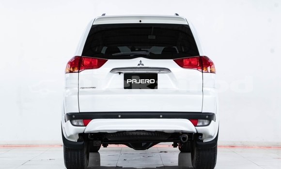 ซื้อ รถมือสอง Mitsubishi Pajero ขาว รถยนต์ ใน %{เมือง} ใน นนทบุรี ซื้อ รถมือสอง Mitsubishi Pajero ขาว รถยนต์ ใน %{เมือง} ใน นนทบุรี
