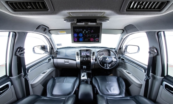 ซื้อ รถมือสอง Mitsubishi Pajero ขาว รถยนต์ ใน %{เมือง} ใน นนทบุรี ซื้อ รถมือสอง Mitsubishi Pajero ขาว รถยนต์ ใน %{เมือง} ใน นนทบุรี