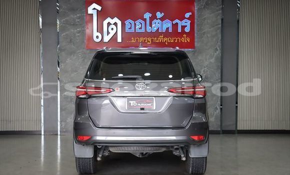 Buy Used Toyota Fortuner Silver Car in Bangkok in Bangkok Buy Used Toyota Fortuner Silver Car in Bangkok in Bangkok